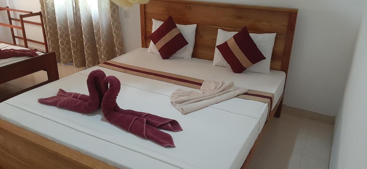 Treasure House Tourist Rest Otel Anuradhapura Dış mekan fotoğraf