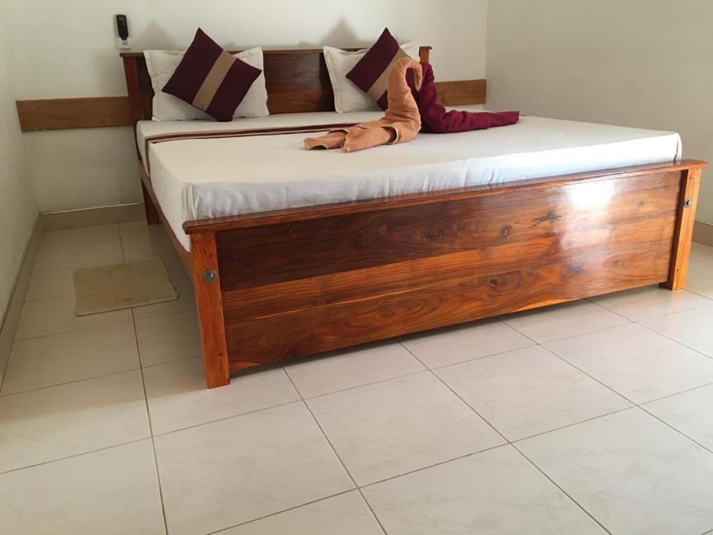 Treasure House Tourist Rest Otel Anuradhapura Dış mekan fotoğraf